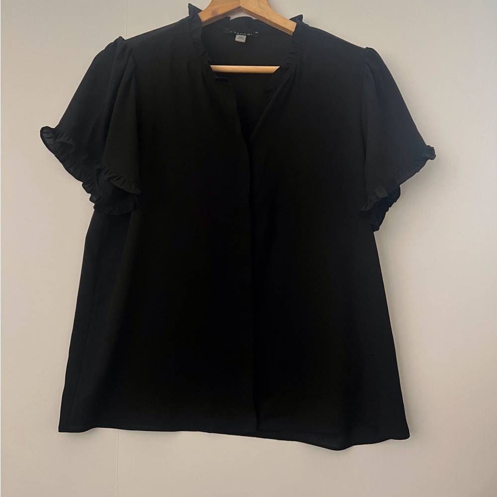 TTAHARI Black Top Blouse Women’s Size Medium New Without tag
